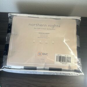 Northern Nights Queen Down Blanket Onyx Check Plaid 300TC Cotton Duck Down NEW